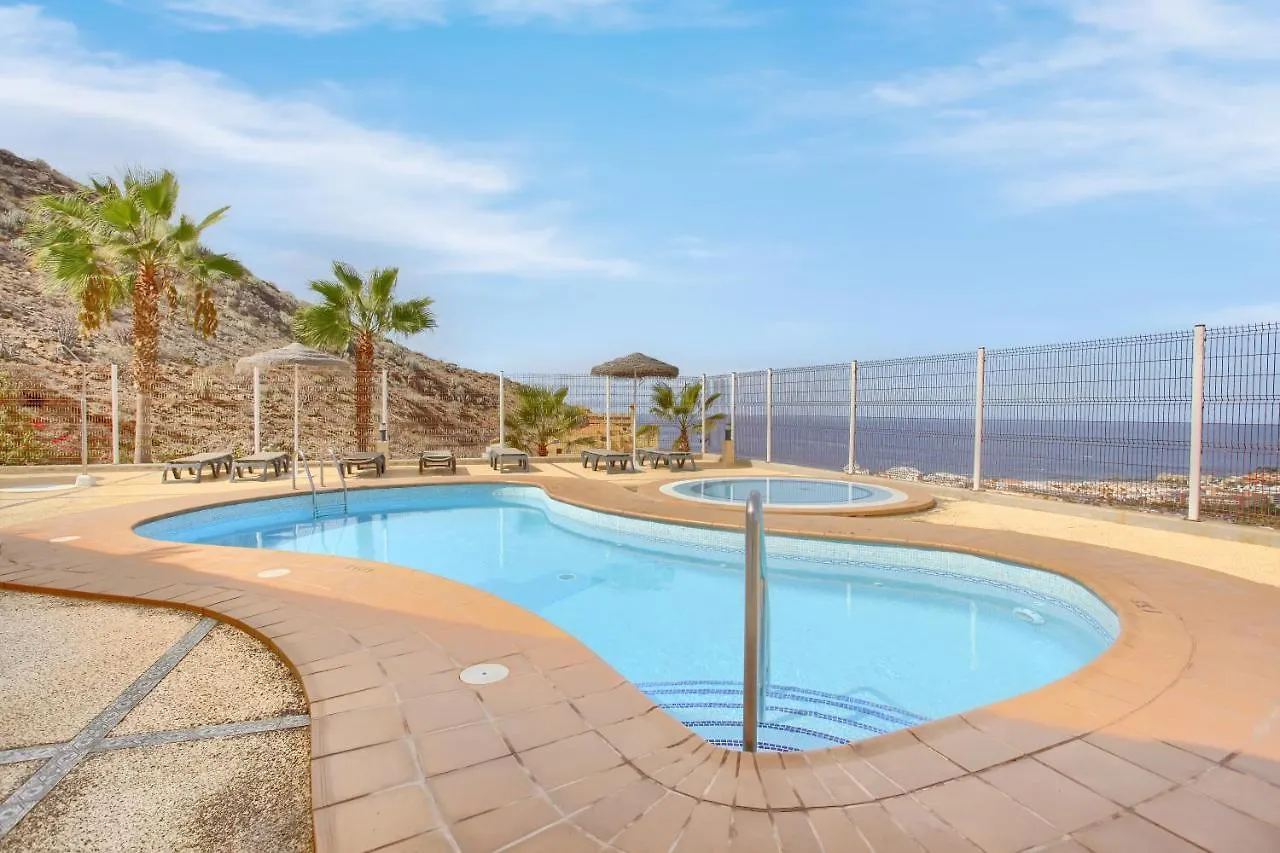 Luxury Penthouse, Best Sunset, Heated Pool, Fast Wifi Apartment Costa Adeje