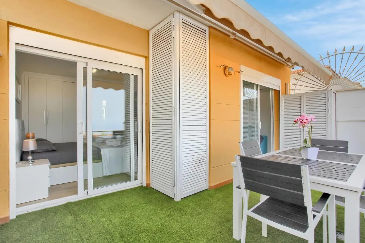 Luxury Penthouse, Best Sunset, Heated Pool, Fast Wifi Apartment Costa Adeje