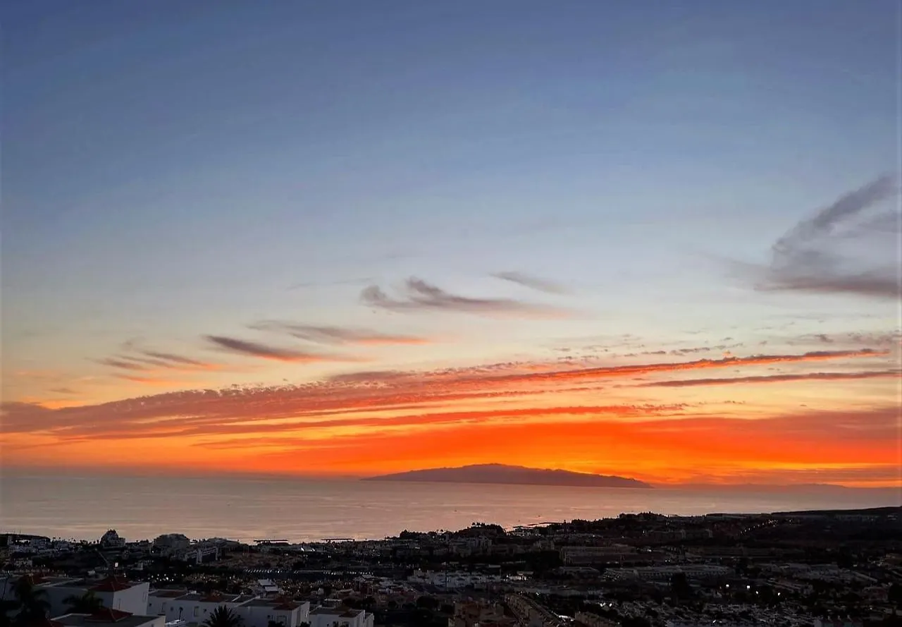 Luxury Penthouse, Best Sunset, Heated Pool, Fast Wifi Apartment Costa Adeje  Spain